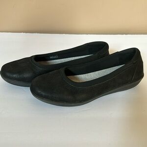 Clark Cloudsteppers black ballet slip on flat size 9.5 9H lightweight work shoe